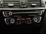 BMW 3-Serie 320d Camera, Navi, Winterpakket, Virtual desk, Cruise control, Keyless start, Head-up display, Half leder, Sportief velgen
