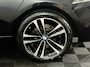 BMW 3-Serie 320d Camera, Navi, Winterpakket, Virtual desk, Cruise control, Keyless start, Head-up display, Half leder, Sportief velgen