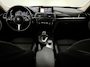 BMW 3-Serie 320d Camera, Navi, Winterpakket, Virtual desk, Cruise control, Keyless start, Head-up display, Half leder, Sportief velgen