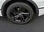 Volkswagen Tiguan 1.4TSIeHybrid 180kW/245PK R-Line Black Style · Panoramadak · Trekhaak · 360°Camera + Parkeersensoren · Stoelverwarming · Garantie t/m 27-07-2027 of 100000km.