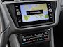 Volkswagen Tiguan 1.4TSIeHybrid 180kW/245PK R-Line Black Style · Panoramadak · Trekhaak · 360°Camera + Parkeersensoren · Stoelverwarming · Garantie t/m 27-07-2027 of 100000km.