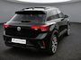Volkswagen T-Roc 1.5TSI/150PK R-Line Black Style · Panoramadak · Apple/Android Car Play · Camera + Parkeersensoren · Garantie t/m 01-08-2027