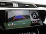 Audi Q8 Sportback e-tron 50 Quattro S Line 95 kWh 340pk Dealer O.H | Trekhaak Afn. | Panodak | Luchtvering | Head Up | 360 Camera | Alcantara Sportstoelen Verwarmd | Blis | Navigatie | DAB | Virtual | 20"L.M |