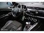 Alfa Romeo Giulietta 1.4T Distinctive QV Sportinterieur
