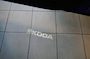 Skoda Karoq 1.5 TSI SPORTL. BUS.  150 PK PANODAK/CAMERA/TREKHAAK/VIRTUAL