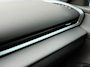 Volkswagen T-Roc 1.5 eTsi 150pk DSG R-Line | Camera | Navi | Extra getint glas | 4-season | Dode hoek | IQ light | Rijklaar incl. garantie