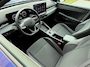 Volkswagen T-Roc 1.5 eTsi 150pk DSG R-Line | Camera | Navi | Extra getint glas | 4-season | Dode hoek | IQ light | Rijklaar incl. garantie