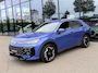 Volkswagen T-Roc 1.5 eTsi 150pk DSG R-Line | Camera | Navi | Extra getint glas | 4-season | Dode hoek | IQ light | Rijklaar incl. garantie