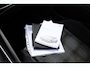 Volkswagen Golf 1.4 eHybrid GTE | Pano | Head-up display | Camera |  IQ light | 19 inch | Stoelverwarming | Keyless | R-view