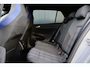 Volkswagen Golf 1.4 eHybrid GTE | Pano | Head-up display | Camera |  IQ light | 19 inch | Stoelverwarming | Keyless | R-view