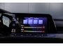 Volkswagen Golf 1.4 eHybrid GTE | Pano | Head-up display | Camera |  IQ light | 19 inch | Stoelverwarming | Keyless | R-view