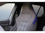 Volkswagen Golf 1.4 eHybrid GTE | Pano | Head-up display | Camera |  IQ light | 19 inch | Stoelverwarming | Keyless | R-view