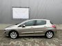 Peugeot 308 1.6 VTi Première 2011 / Panoramadak / Trekhaak / Navigatie / Bluetooth / 1e eigenaar NAP