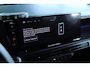 Lancia Ypsilon Edizione Cassina Limitata 51 kWh | Adapt. Cruise | Massage | 360 Camera | Stoelverwarming | Keyless | Elektr. Stoel | Warmtepomp | Carplay | Alcantara |