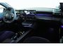 Lancia Ypsilon Edizione Cassina Limitata 51 kWh | Adapt. Cruise | Massage | 360 Camera | Stoelverwarming | Keyless | Elektr. Stoel | Warmtepomp | Carplay | Alcantara |