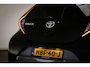 Toyota Aygo X 1.0 VVT-i S-CVT Envy | CLIMA | STOELVERWARMING | DRAADLOZE LADER | CAMERA | 18"