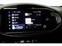 Toyota Aygo X 1.0 VVT-i S-CVT Envy | CLIMA | STOELVERWARMING | DRAADLOZE LADER | CAMERA | 18"