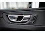 Volvo XC60 T6 350PK AWD Plus Bright | Trekhaak | 20" | Lighting Pack | BLIS