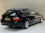 BMW 5-Serie Touring 525d Executive, 198Pk, 2007, Volledig gedocumenteerd, Panoramadak, Trekhaak, Breedset, Xenon koplampen, Climate control, Parkeersensoren, Standkachel