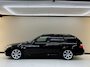 BMW 5-Serie Touring 525d Executive, 198Pk, 2007, Volledig gedocumenteerd, Panoramadak, Trekhaak, Breedset, Xenon koplampen, Climate control, Parkeersensoren, Standkachel