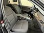 BMW 5-Serie Touring 525d Executive, 198Pk, 2007, Volledig gedocumenteerd, Panoramadak, Trekhaak, Breedset, Xenon koplampen, Climate control, Parkeersensoren, Standkachel