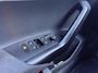 Volkswagen Taigo 1.0 TSI R-Line Automaat - LED koplampen - Stoelverwarming - Achteruitrijcamera