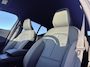 Volvo XC40 Recharge Twin Plus 82 kWh | Zwenkbare trekhaak | Adaptieve cruise | Blis | Sage Green Metallic |