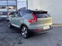 Volvo XC40 Recharge Twin Plus 82 kWh | Zwenkbare trekhaak | Adaptieve cruise | Blis | Sage Green Metallic |