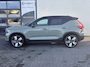 Volvo XC40 Recharge Twin Plus 82 kWh | Zwenkbare trekhaak | Adaptieve cruise | Blis | Sage Green Metallic |