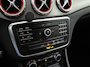 Mercedes-Benz GLA 180 AMG Night Edition Plus Automaat (GROOT NAVI, LEDER/ALCANTARA, GETINT GLAS, SPORTSTOELEN, CRUISE, 19'' LM VELGEN, XENON, NIEUWSTAAT)
