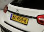 Mercedes-Benz GLA 180 AMG Night Edition Plus Automaat (GROOT NAVI, LEDER/ALCANTARA, GETINT GLAS, SPORTSTOELEN, CRUISE, 19'' LM VELGEN, XENON, NIEUWSTAAT)