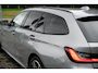 BMW 3-Serie Touring 330e Facelift M-Sport|WideScreen|Org NL NAP|CarPlay|Leder|Harman & Kardon|2e Eig|Nieuwstaat|Dealer Onderhouden