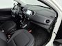 Hyundai i10 1.0i Premium | Apple Carplay | Android auto | Navi | Stootlijsten zijkant | Parkeersensoren achter |