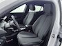 Peugeot 2008 SUV 100 pk Allure | Parkeersensoren | Navigatie | Draadloos Carplay| Rijstrooksensor met Correctie