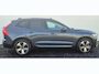 Volvo XC60 2.0 T6 Phev AWD Plus Dark 19” Wielen - Panoramadak - Lighting – Harman Kardon Audio - 360 Cam - Alarm - Climate - Privacy Glass – 2250 KG Trekgewicht - RA000 Interieur Zwart Leder – Power seats met memory - Full led koplampen