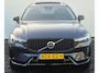 Volvo XC60 2.0 T6 Phev AWD Plus Dark 19” Wielen - Panoramadak - Lighting – Harman Kardon Audio - 360 Cam - Alarm - Climate - Privacy Glass – 2250 KG Trekgewicht - RA000 Interieur Zwart Leder – Power seats met memory - Full led koplampen