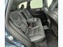 Volvo XC60 2.0 T6 Phev AWD Plus Dark 19” Wielen - Panoramadak - Lighting – Harman Kardon Audio - 360 Cam - Alarm - Climate - Privacy Glass – 2250 KG Trekgewicht - RA000 Interieur Zwart Leder – Power seats met memory - Full led koplampen