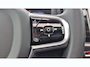 Volvo XC60 2.0 T6 Phev AWD Plus Dark 19” Wielen - Panoramadak - Lighting – Harman Kardon Audio - 360 Cam - Alarm - Climate - Privacy Glass – 2250 KG Trekgewicht - RA000 Interieur Zwart Leder – Power seats met memory - Full led koplampen