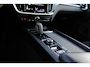 Volvo V60 Cross Country 2.0 B5 AWD Core | Apple Carplay/ AndriodAuto| Semi Elektrische Trekhaak| Stoelverwarming| Adaptieve Cruise Control | Pilot assist | Achteruitrijcamera + parkeersensoren achter | Keyless entry |
