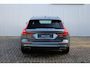 Volvo V60 Cross Country 2.0 B5 AWD Core | Apple Carplay/ AndriodAuto| Semi Elektrische Trekhaak| Stoelverwarming| Adaptieve Cruise Control | Pilot assist | Achteruitrijcamera + parkeersensoren achter | Keyless entry |