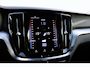 Volvo V60 Cross Country 2.0 B5 AWD Core | Apple Carplay/ AndriodAuto| Semi Elektrische Trekhaak| Stoelverwarming| Adaptieve Cruise Control | Pilot assist | Achteruitrijcamera + parkeersensoren achter | Keyless entry |