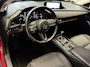 Mazda CX-30 2.0 e-SKY ACTIV-G M HYBRID COMFORT AUTOMAAT TREKHAAK NAVIGATIE ADAPTIVE CRUISE CONTROL HEAD-UP DISPLAY APPLE CARPLAY/ANDROID DODEHOEKSENSOREN ACHTERUITRIJCAMERA  ZEER MOOI !!