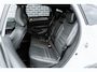 Renault Arkana 1.6 E-Tech hybrid 145 E-Tech engineered R.S. Line | Panoramadak | Trekhaak | Achteruitrijcamera | Parkeersensoren | Keyless Entry | Elektrisch Verstelbare Voorstoelen | Stoelverwarming | Cruise Control Adaptief | Dodehoekdetectie | Navigatie | Apple Carplay | Android Auto | R.S. line