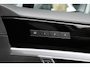 Volkswagen Touareg 3.0 TSi eHybrid 4MOTION Elegance Volkswagen Touareg 3.0 TSI eHybrid 4Motion Elegance | 381 PK | Panoramadak | Trekhaak | 360° Camera | Head-up display olkswagen Touareg 3.0 TSI eHybrid 4Motion Elegance met 3.0-liter V6 benzinemotor en plug-in hybride aandrijving, vierwielaandrijving, panoramadak, Trekhaak, 360°-camera, head-up display, luxe