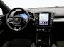 Volvo XC40 2.0 B4 Plus Dark / Trekhaak / 360 Camera / Panoramadak / Harman Kardon / 20" Wielen / Nubuck / Stoel+Stuurverwarming / BLIS /