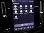 Volvo XC40 2.0 B4 Plus Dark / Trekhaak / 360 Camera / Panoramadak / Harman Kardon / 20" Wielen / Nubuck / Stoel+Stuurverwarming / BLIS /
