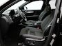 Volvo XC40 2.0 B4 Plus Dark / Trekhaak / 360 Camera / Panoramadak / Harman Kardon / 20" Wielen / Nubuck / Stoel+Stuurverwarming / BLIS /