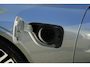 Volvo V60 2.0 T6 Recharge AWD R-Design | 340 PK | Panoramadak | Harman Kardon | 360° camera | Trekhaak | Volvo V60 2.0 T6 Recharge AWD R-Design met 340 PK, een 2.0-liter viercilinder plug-in hybride benzinemotor, panoramadak, premium Harman Kardon-audio, head-up display, 360°-camera, adaptieve c