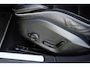 Volvo V60 2.0 T6 Recharge AWD R-Design | 340 PK | Panoramadak | Harman Kardon | 360° camera | Trekhaak | Volvo V60 2.0 T6 Recharge AWD R-Design met 340 PK, een 2.0-liter viercilinder plug-in hybride benzinemotor, panoramadak, premium Harman Kardon-audio, head-up display, 360°-camera, adaptieve c