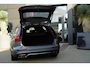 Volvo V60 2.0 T6 Recharge AWD R-Design | 340 PK | Panoramadak | Harman Kardon | 360° camera | Trekhaak | Volvo V60 2.0 T6 Recharge AWD R-Design met 340 PK, een 2.0-liter viercilinder plug-in hybride benzinemotor, panoramadak, premium Harman Kardon-audio, head-up display, 360°-camera, adaptieve c